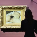 Viewes at the Gustav Courbet exhibition Vienna. Photo Art with me Tours, 2026